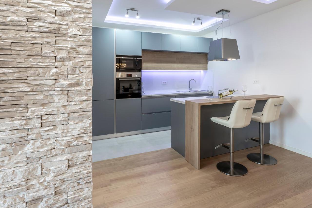 Luxury Suite Elysium Сплит Екстериор снимка